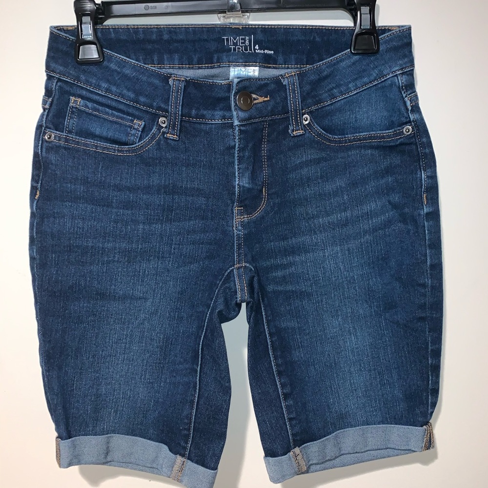 Time and Tru Mid-Rise Jean Shorts